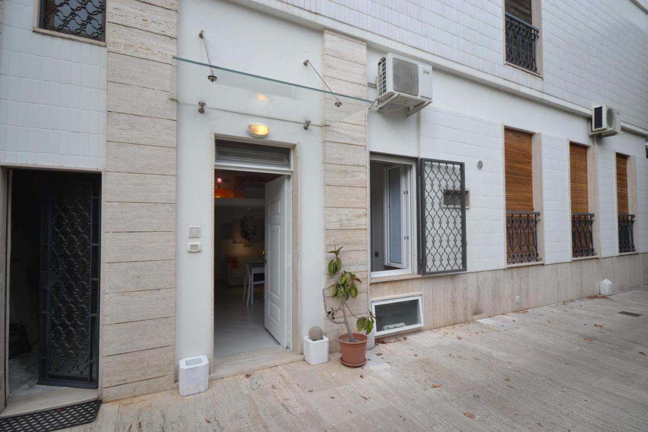 트라니 Golden Bay B&B 외부 사진