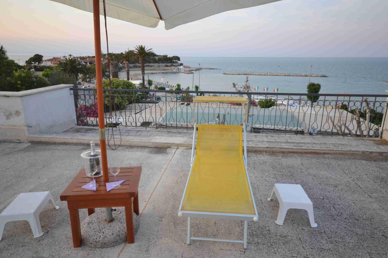 트라니 Golden Bay B&B 외부 사진