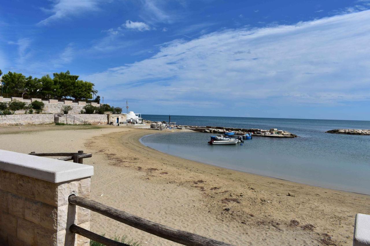 트라니 Golden Bay B&B 외부 사진